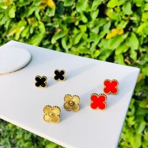 Elegant Gold and Black Flower Earrings Trio